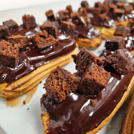 Chocolate Eclair